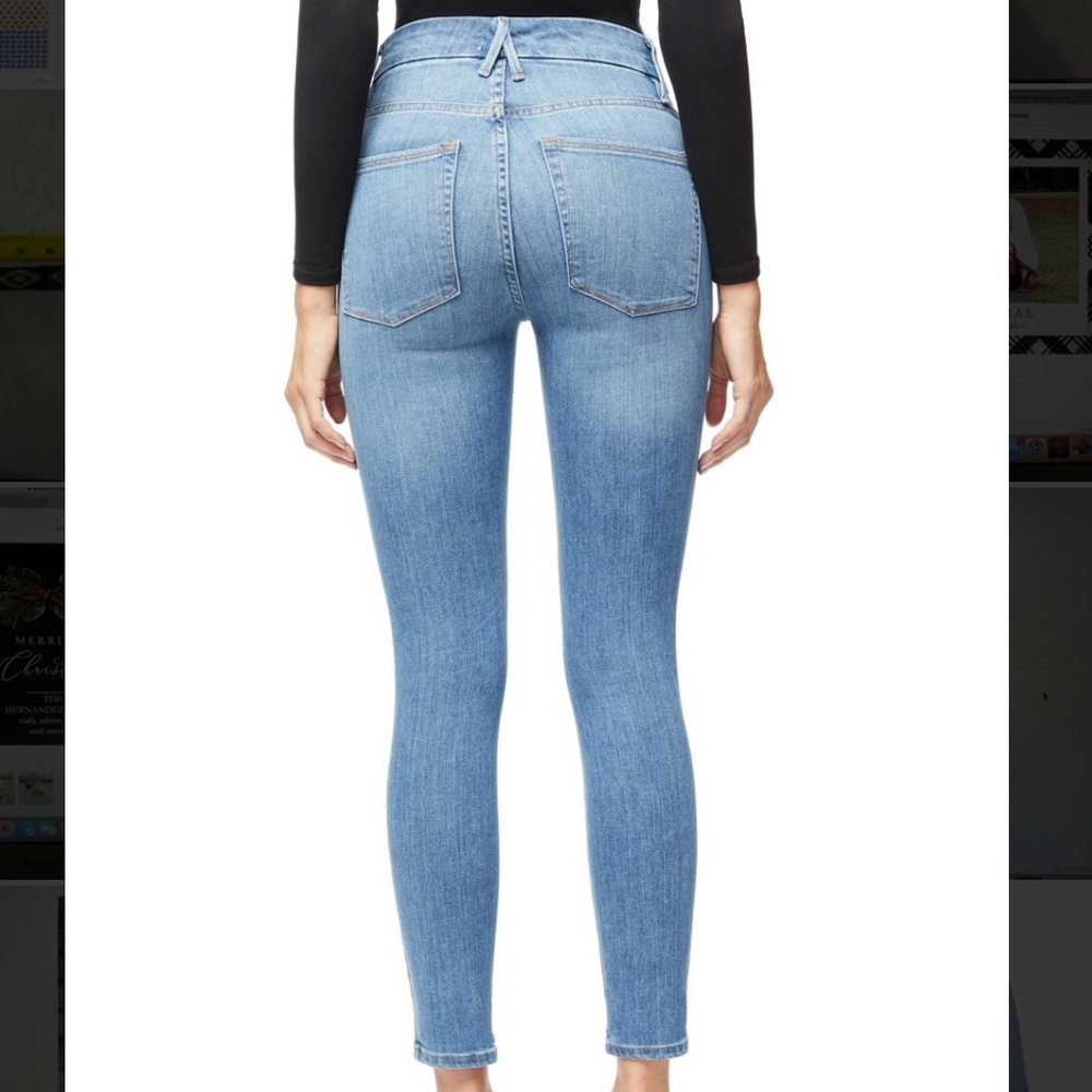 Good American Blue268 Jeans